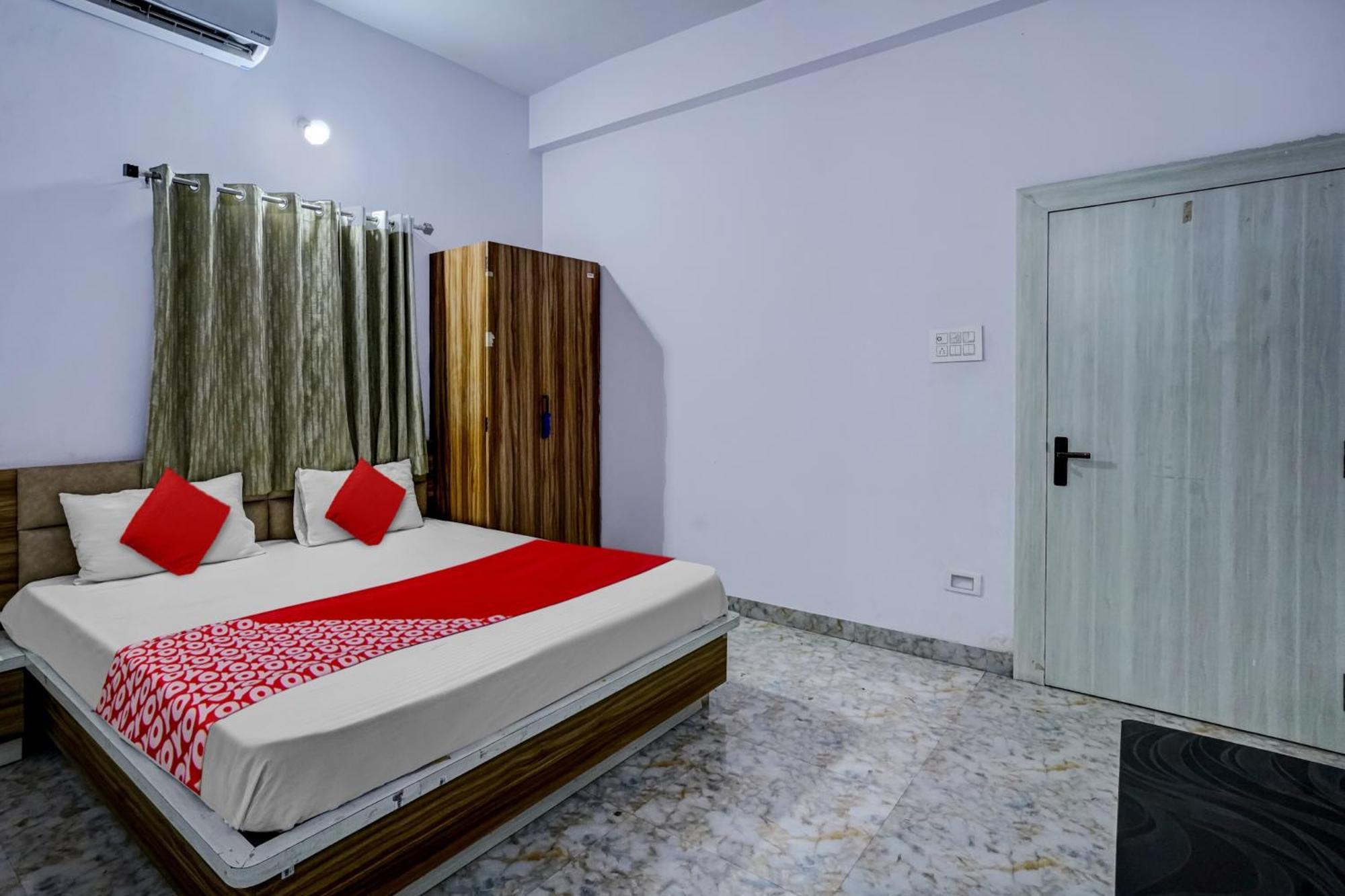 Oyo Flagship Hotel Ashok Vatika Banquet Hall Ράντσι Εξωτερικό φωτογραφία